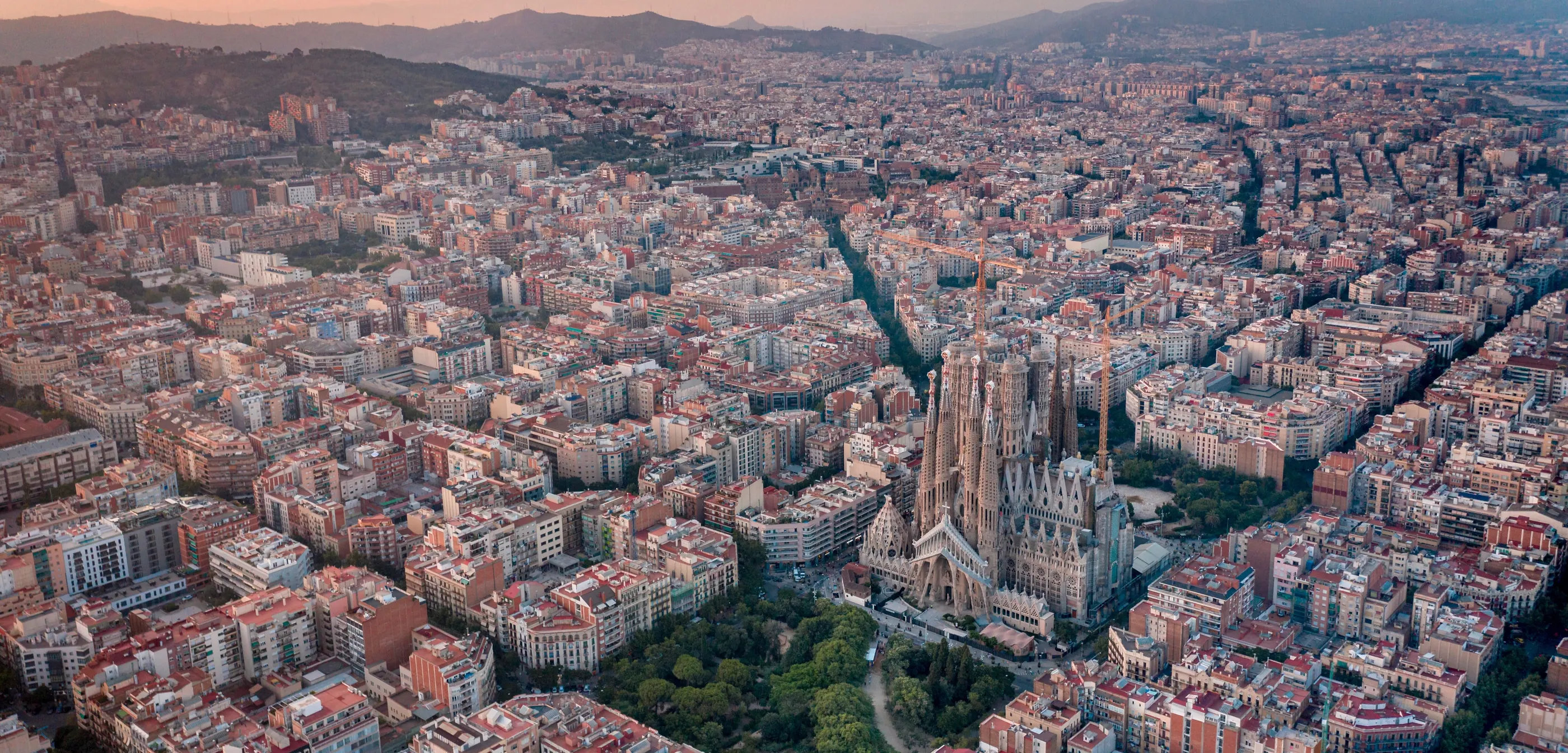 Las 5 mejores zonas para hacer tu inversión inmobiliaria en Barcelona